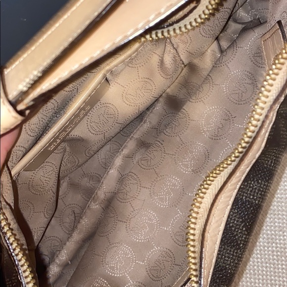 Michael Kors bag - Picture 3 of 4